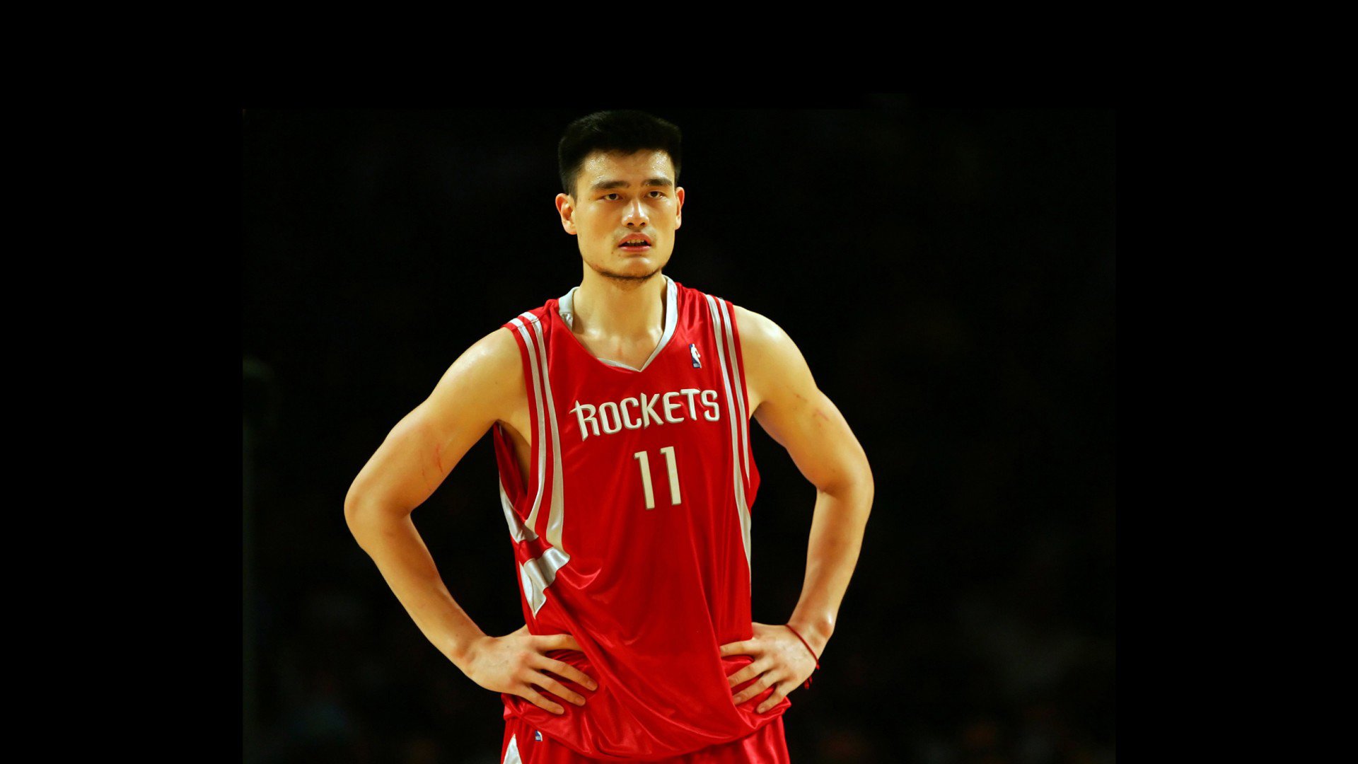 23岁新星打破尘封15年世界纪录，田径史迎来崭新篇章